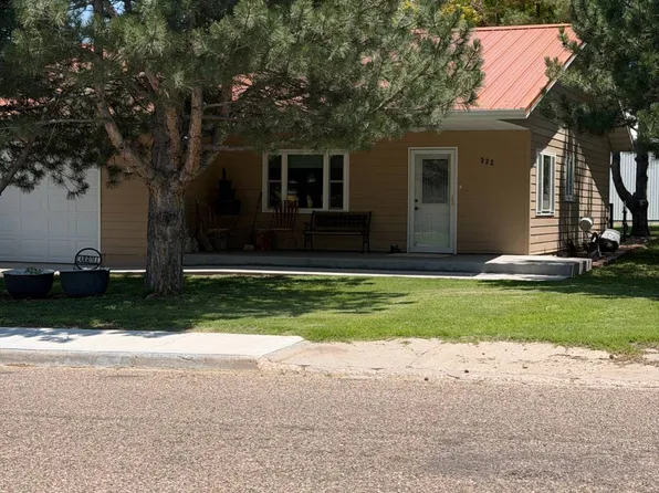 322 S Benton St, Saint Francis, KS 67756