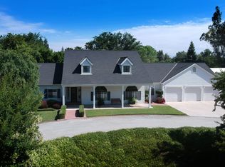 10328 E Sierra Ave, Clovis, CA