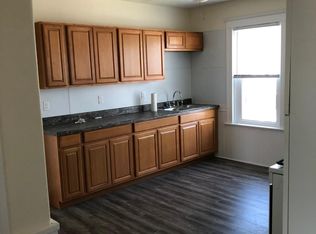 24 Bellingham St #3F, Woonsocket, RI 02895