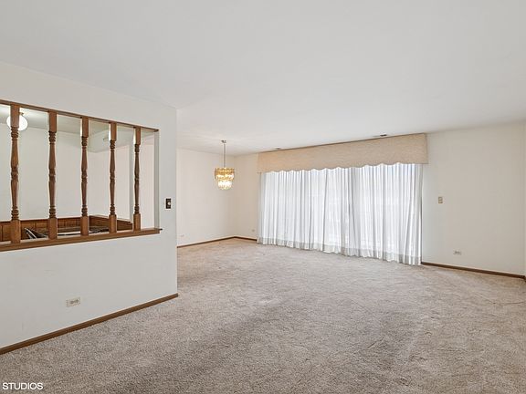 2nd image of 4021 W 93rd Pl APT 2W