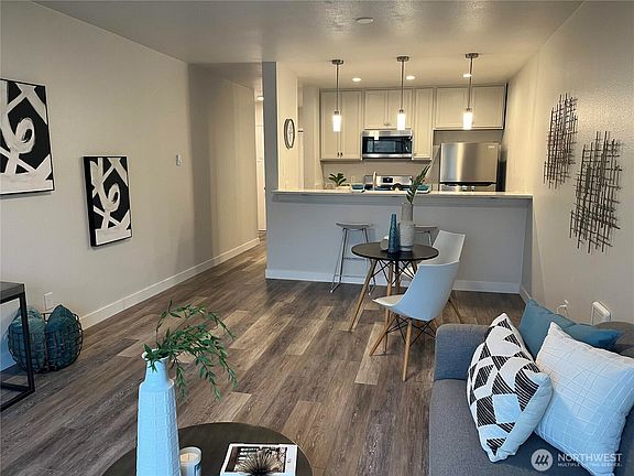 5th image of 5834 NE 75th Street #B304