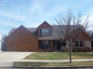 1654 Arapaho Ave, Grafton, WI 53024