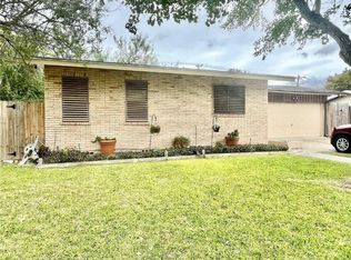 909 Collingswood Dr, Corpus Christi, TX 78412