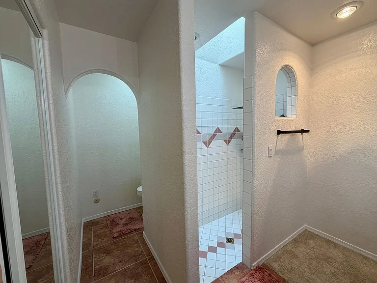 2199 Wallapai Dr — Photo 17