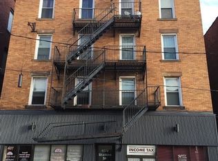 409 Station St APT 6, Bridgeville, PA 15017