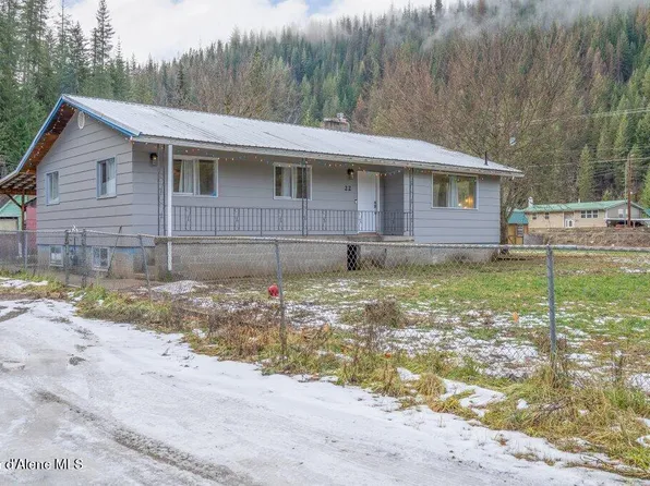 22 Buckham Rd, Pinehurst, ID 83850