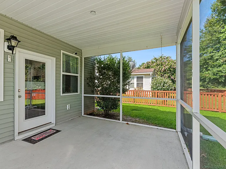 247 Clayburne Dr — Photo 24
