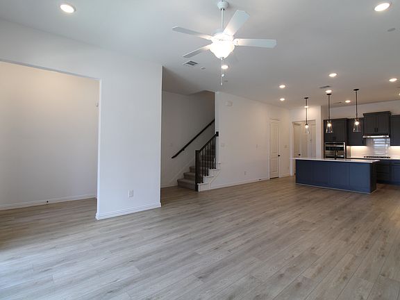5th image of 1227 Doris May Dr