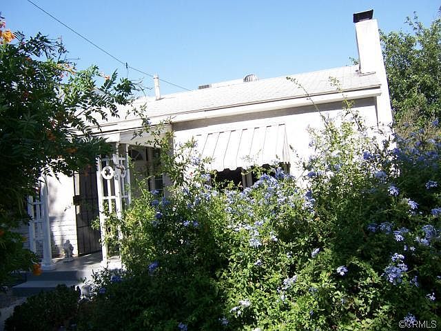 1st image of 3139 Acacia Ave