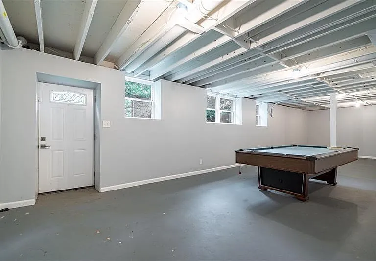 2470 Landeau Cir — Photo 25