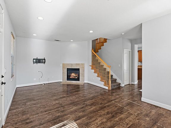 4th image of 535 Palazzo Ln