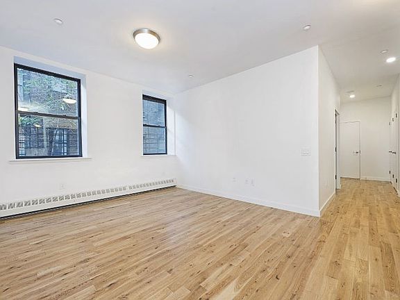 5th image of 235 W 116th St APT 6R