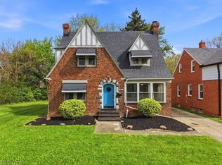 3871 Mayfield Rd, Cleveland Heights, OH 44121