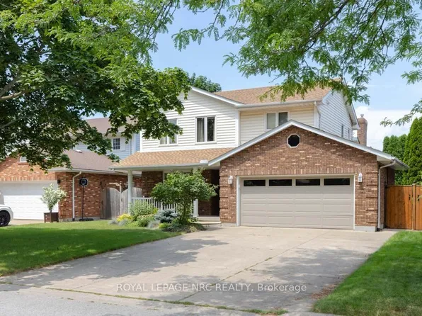 5 Bahama Bay, Saint Catharines, ON L2M 7W2
