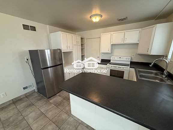 5th image of 663 E Crystal Ave #A