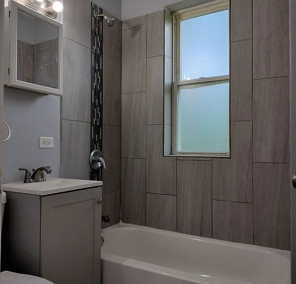 6601 S Green St #819-1 — Photo 11