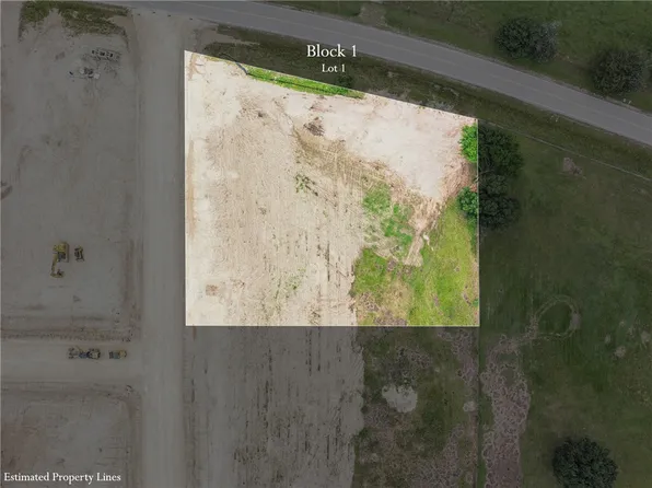5301 Whispering Willow Dr, Bryan, TX 77808