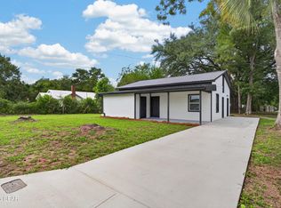 5491 Brown St, Graceville, FL 32440
