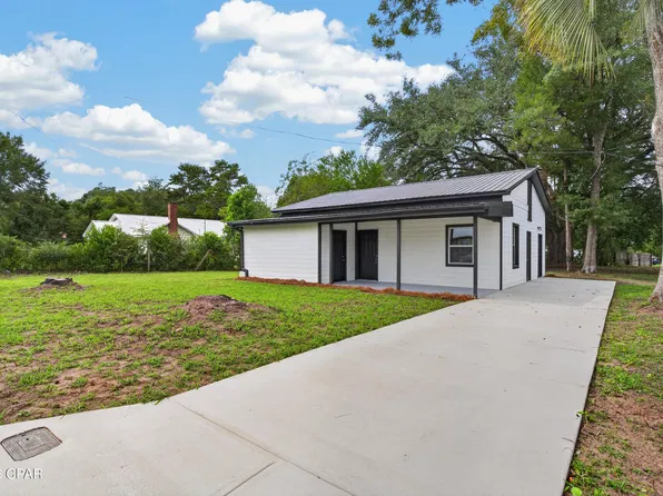 5491 Brown St, Graceville, FL 32440