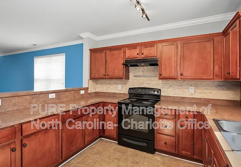 15959 Rose Glenn Ln — Photo 5