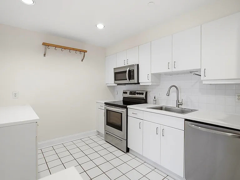 206 Shearwater Ct W #62 — Photo 5