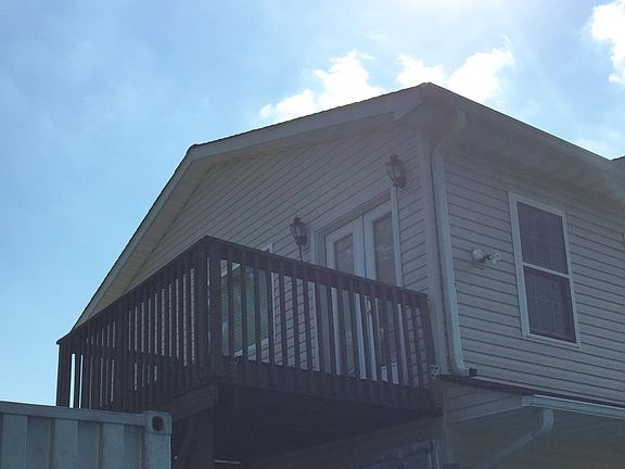 Detached garage apartment