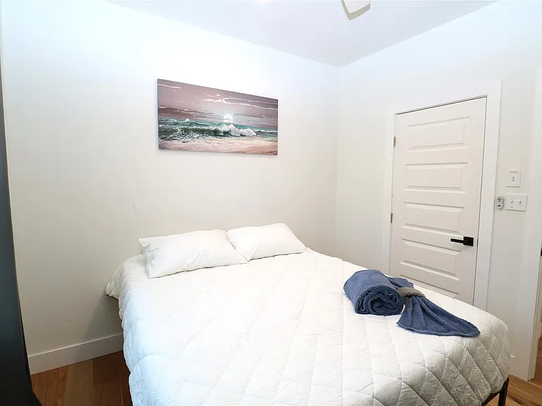 5506 Avenue Q 1/2 — Photo 16