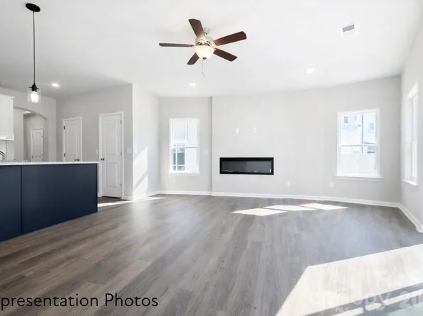 4743 Muskogee Dr, Charlotte, NC 28227