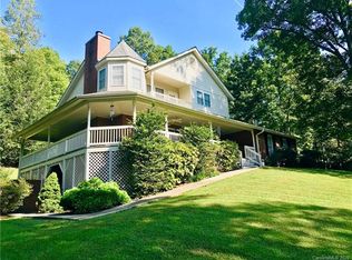 1819 Little John Dr, Morganton, NC 28655