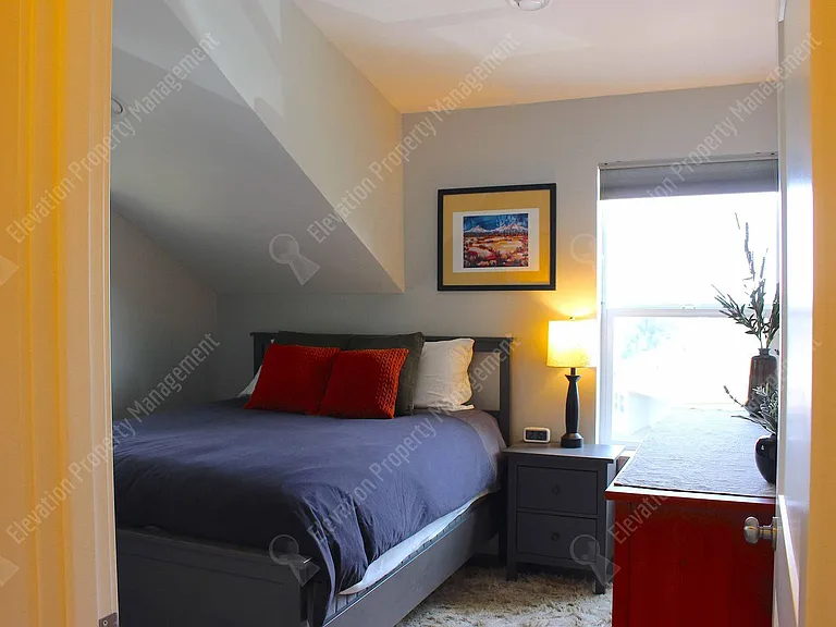 2485 NW Todds Crest Dr #2 — Photo 7