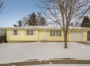 1319 Spring St, Des Moines, IA 50315