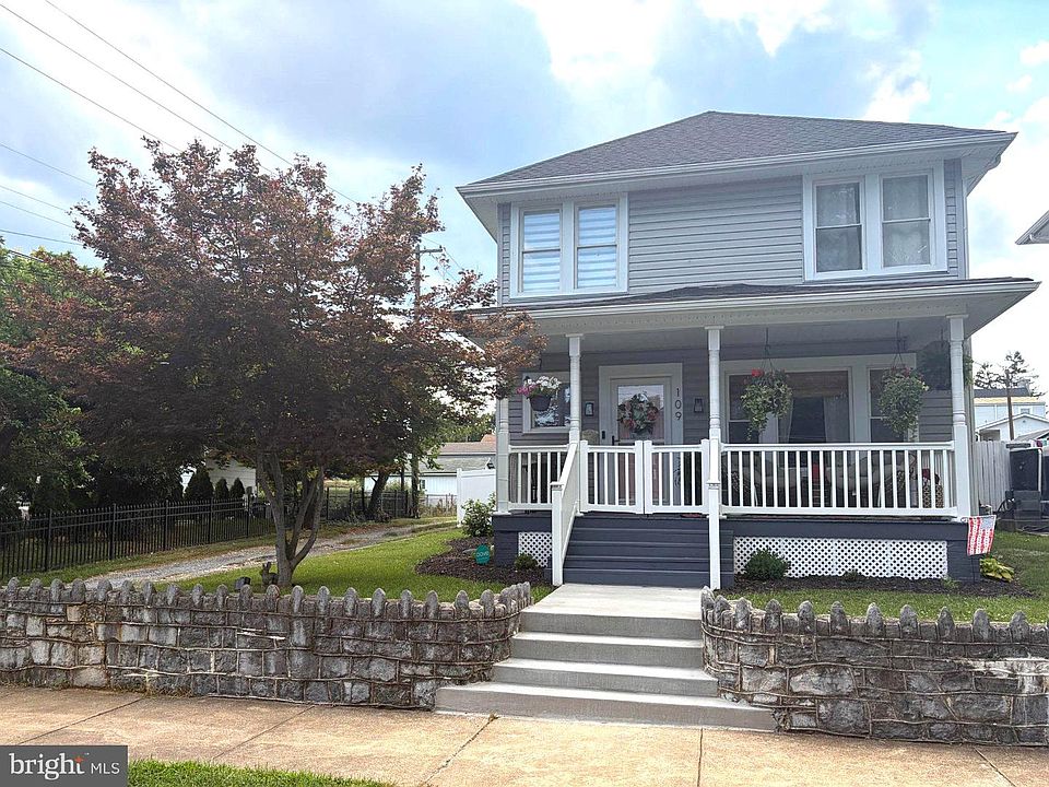 1st image of 109 S Georgia Ave