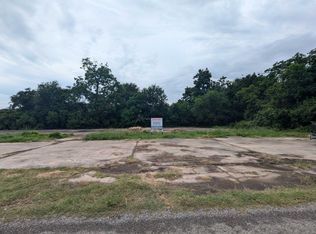 6131 Jefferson Blvd, Groves, TX 77619