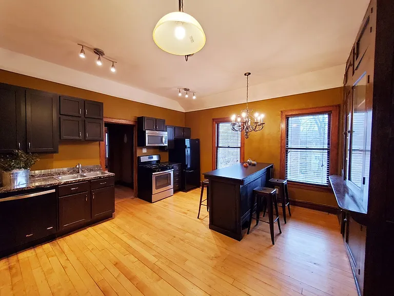 2334 N Campbell Ave #2 — Photo 7