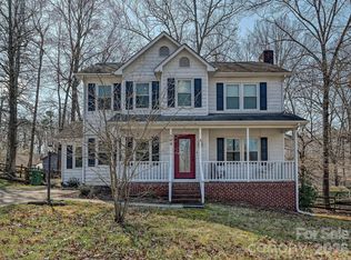 104 Deertrack Dr, Mount Holly, NC