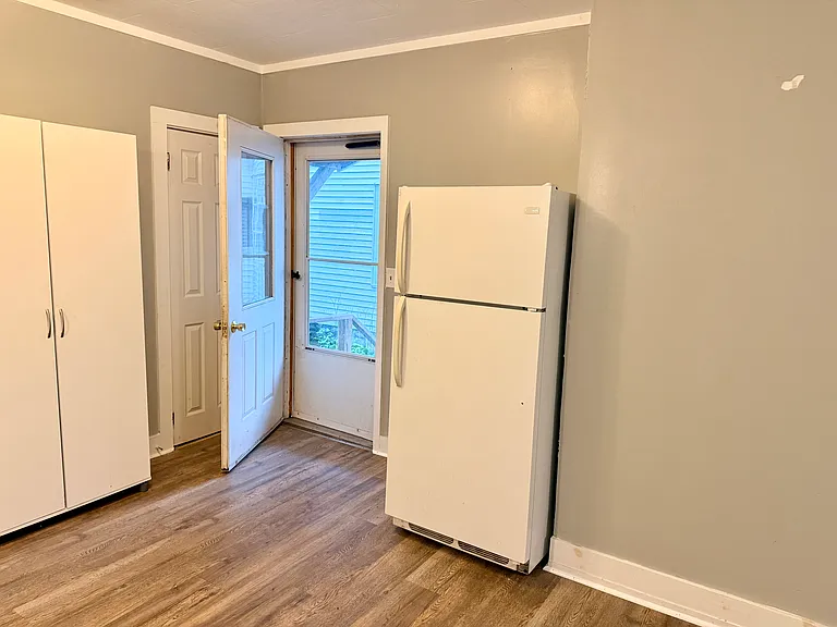 81 Willow St #1 — Photo 9
