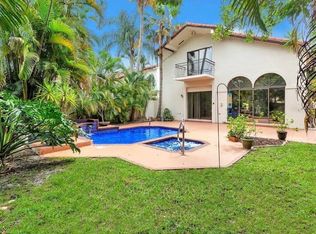 23033 Via Stel, Boca Raton, FL 33433