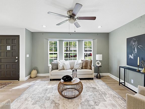 4th image of 3515 Ivy Ln
