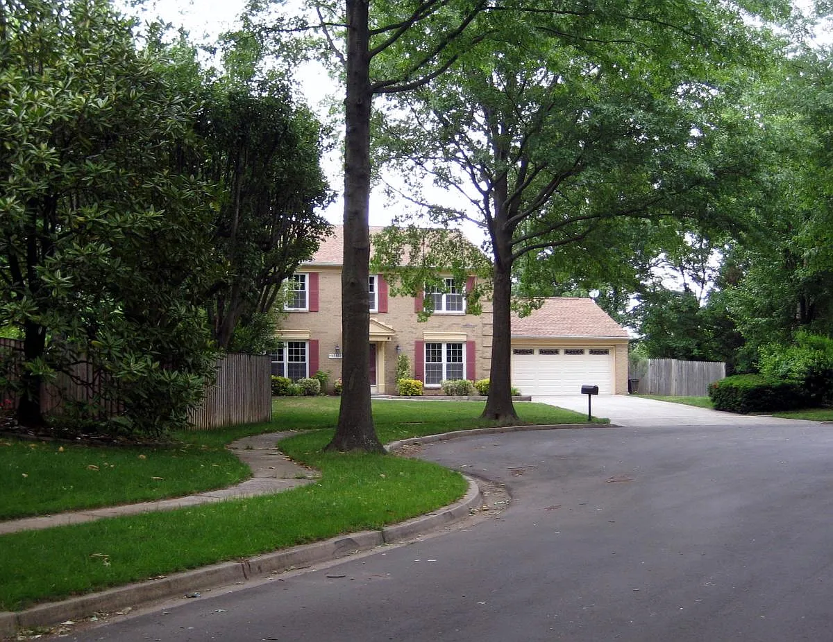 15802 Athens Court — Photo 1