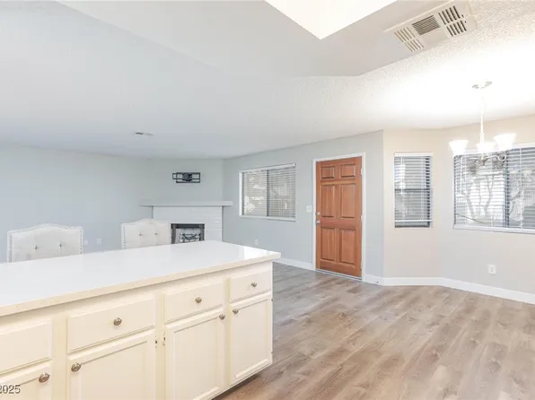 1201 Sulphur Springs Ln Unit 101, Las Vegas, NV 89128