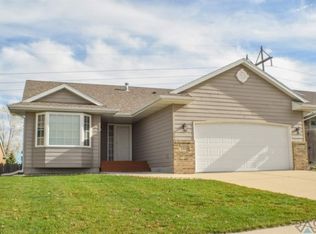 4300 S Galway Ave, Sioux Falls, SD 57106