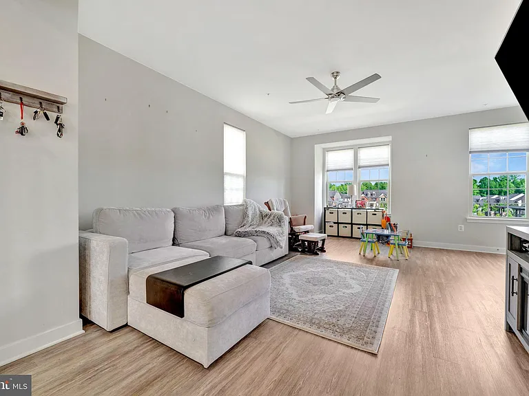 14737 Earl Mitchell Ave #E — Photo 5