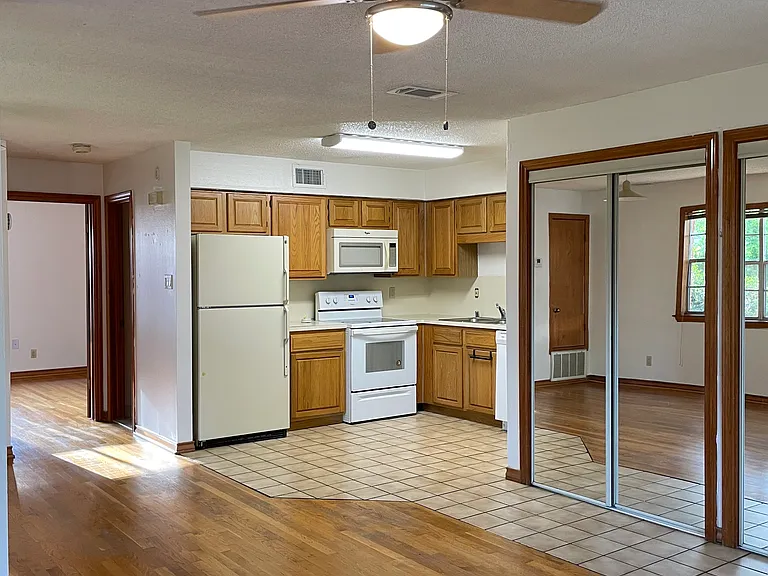 4711 W Alabama St #1 — Photo 3