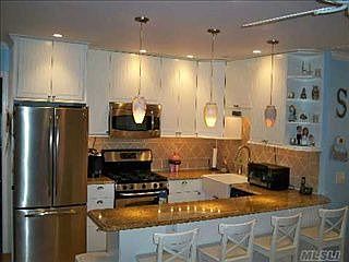 5th image of 4 Shorehaven Blvd