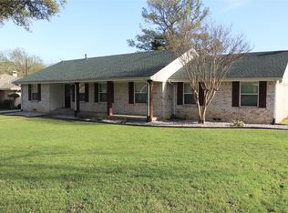 2318 Hill N Dale Dr, Irving, TX 75038