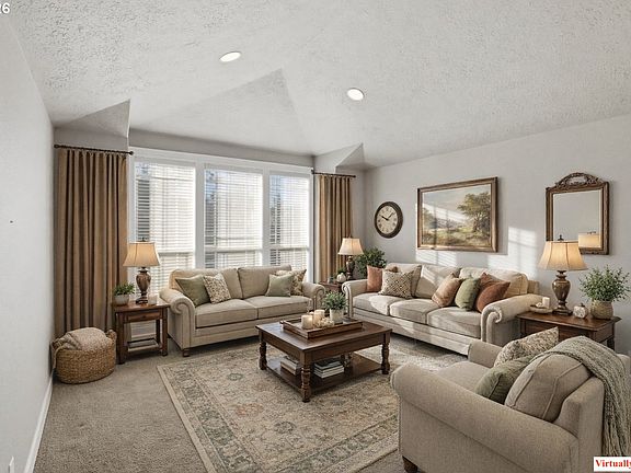 4th image of 2463 NW Broadway St