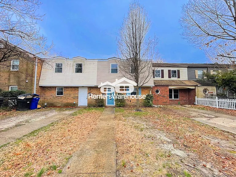 5629 Banbury Ct — Photo 2