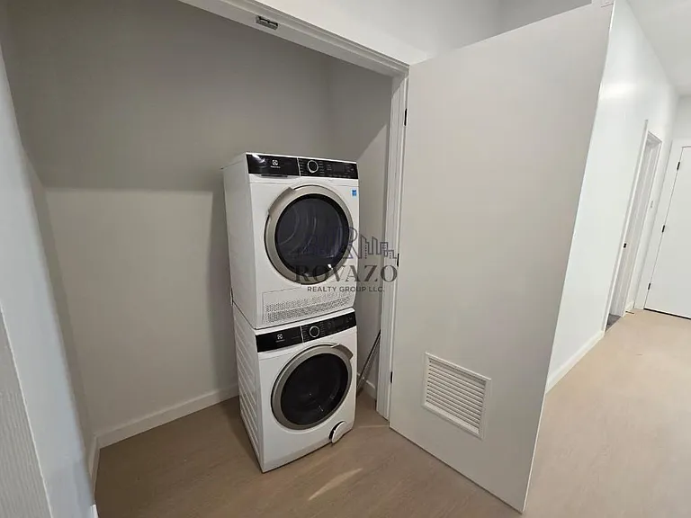74 Webster St #2C — Photo 12