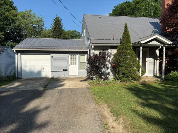 278 Devore Dr, Meadville, PA 16335