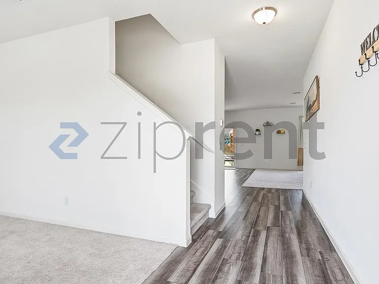 1021 Pin Cherry Ln — Photo 6